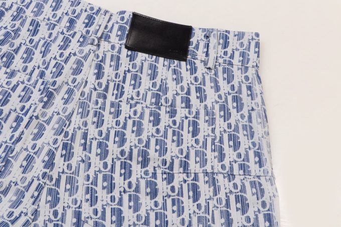 Light blue jacquard denim shorts