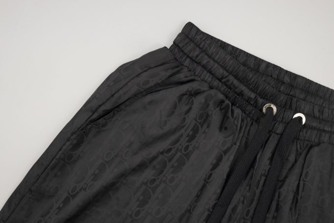 Oblique printed drawstring shorts