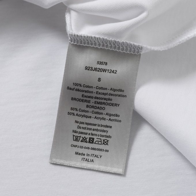 New round-neck short-sleeved T-shirt