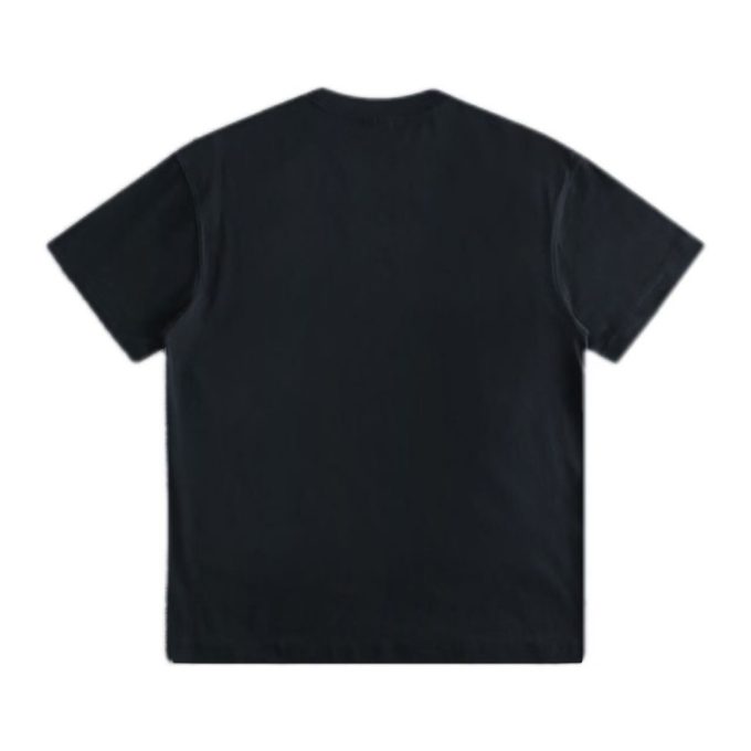 A short sleeve with G letter print for the Year of the Snake