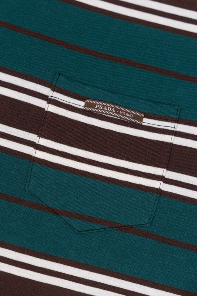 Color-blocking short-sleeved T-shirt