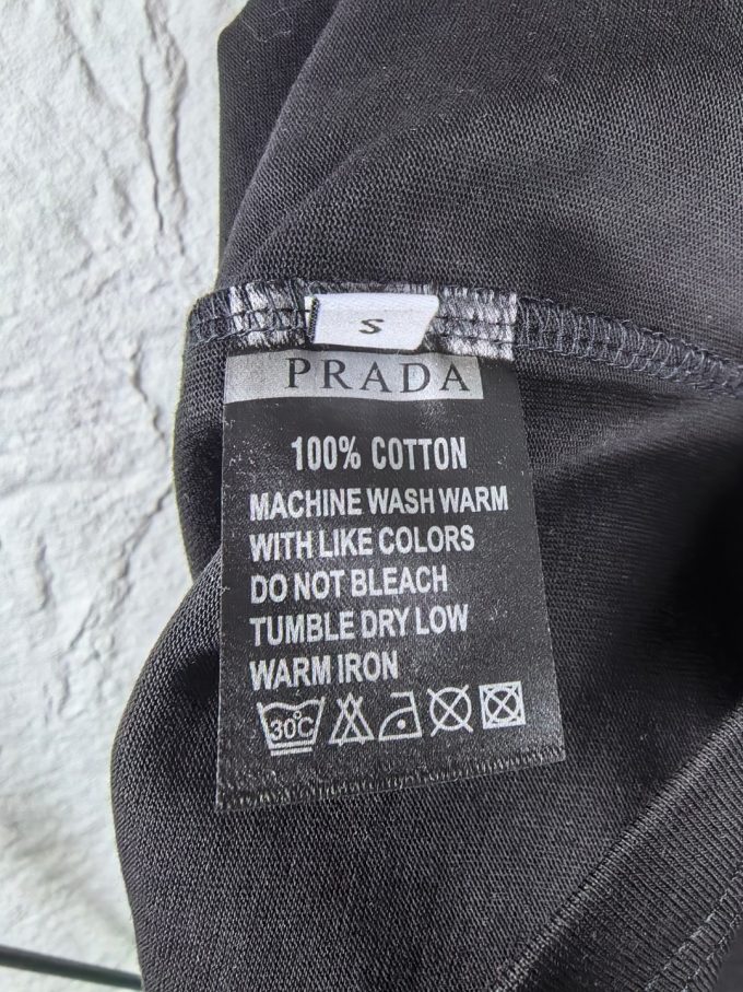 Embroidered short sleeves