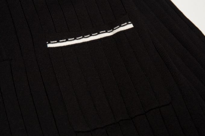 Knitted elastic lapel T-shirt