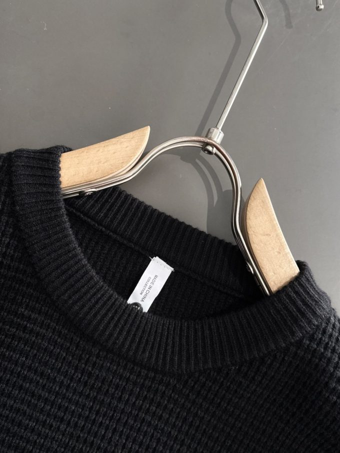 The latest round-neck sweater