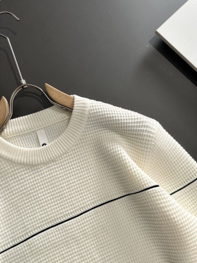 The latest round-neck sweater
