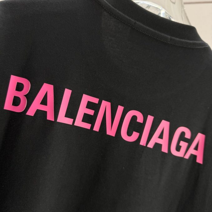 New short-sleeved T-shirts in Paris