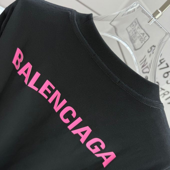 New short-sleeved T-shirts in Paris