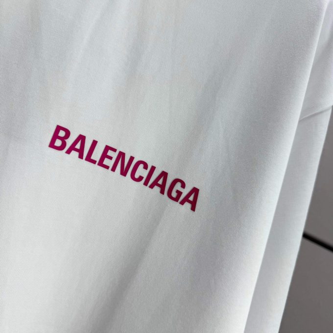 New short-sleeved T-shirts in Paris