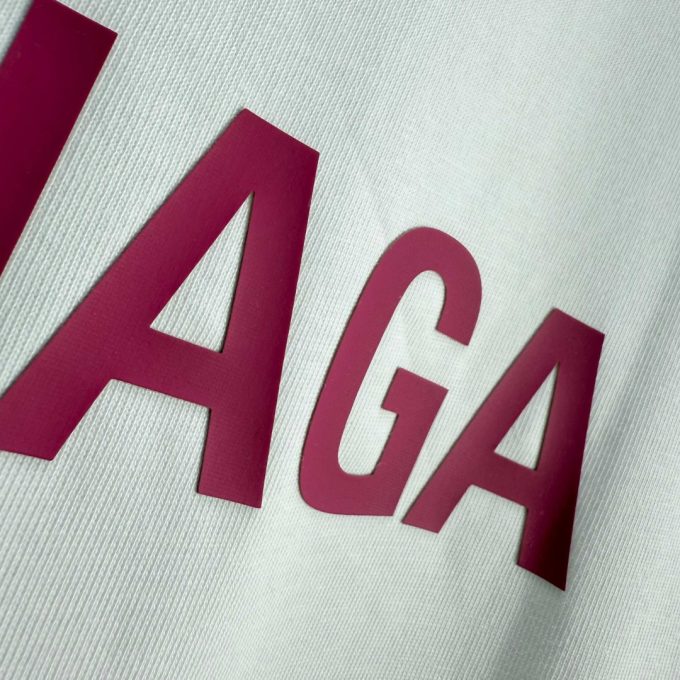 New short-sleeved T-shirts in Paris