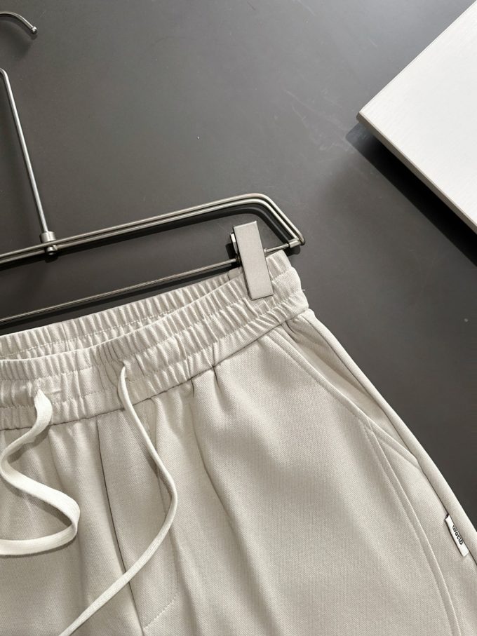 Balenciaga's new elastic casual shorts