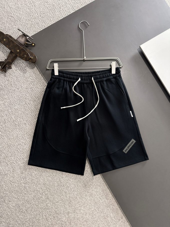 Balenciaga's new elastic casual shorts