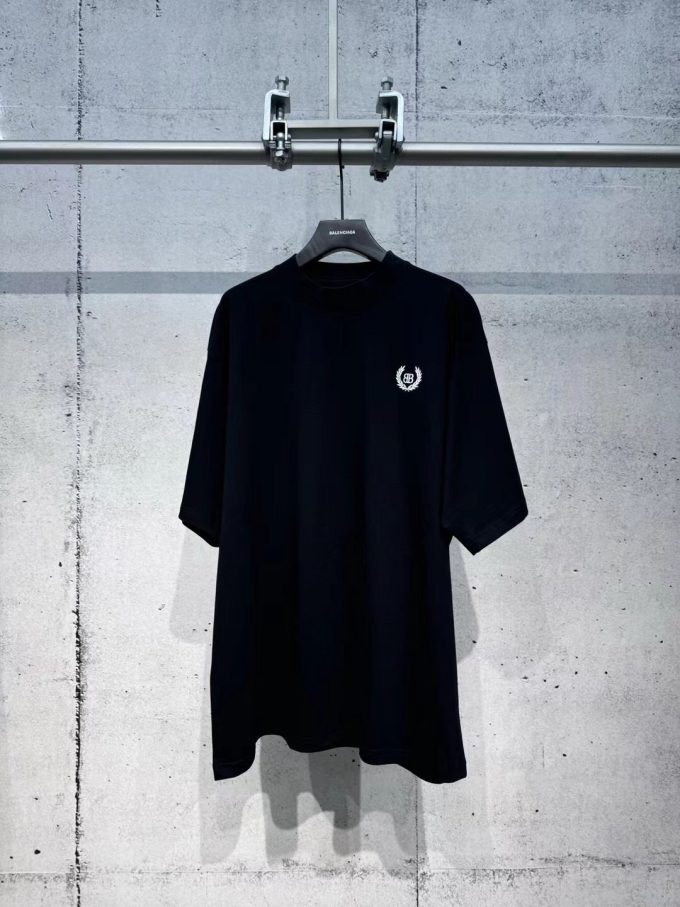Balenciaga black and white short-sleeved