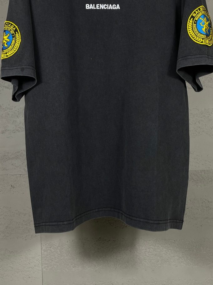 New Parisian short-sleeved shirt on the chest