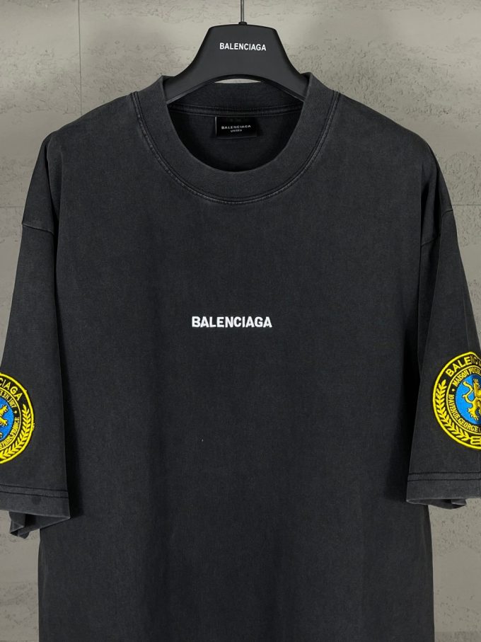 New Parisian short-sleeved shirt on the chest
