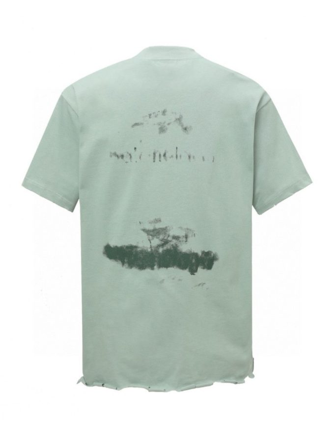 Balenciaga's white ink graffiti short-sleeved shirt is worn out