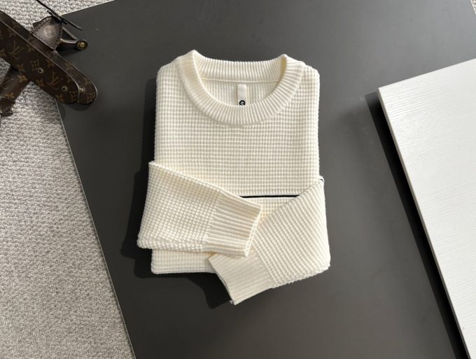 The latest round-neck sweater from Hermes