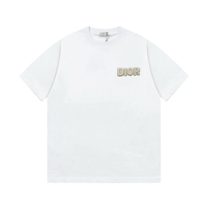 Dior round neck and short sleeves
