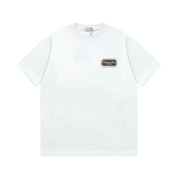 Dior round neck and short sleeves