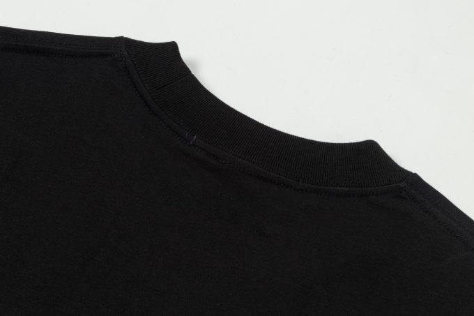 Dior round neck and short sleeves