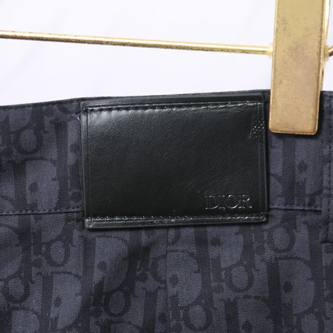 Dior's new capri pants