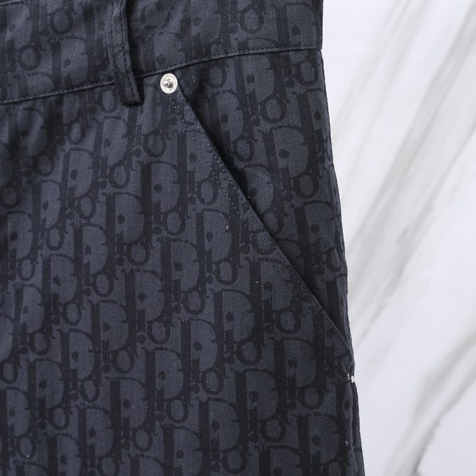 Dior's new capri pants