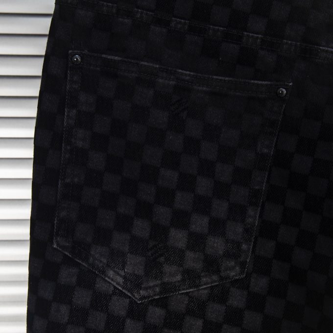 LV Louis Vuitton's 2025 new checkered flocked jeans