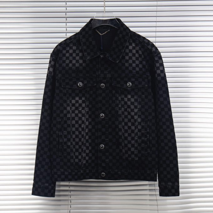 Louis Vuitton's 2025 new checkered flocked denim jacket