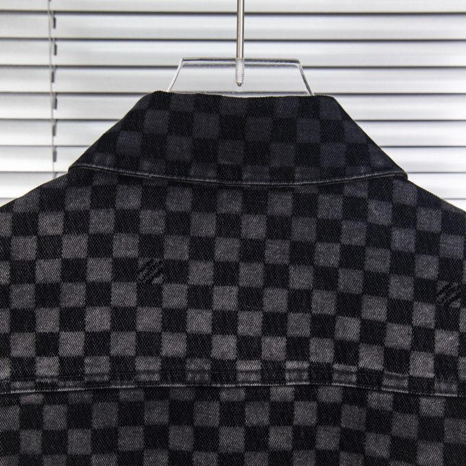 Louis Vuitton's 2025 new checkered flocked denim jacket
