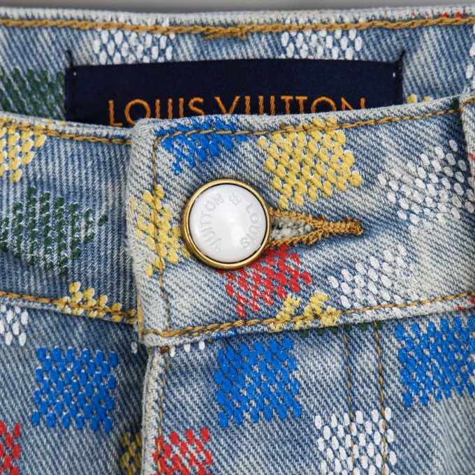 LV Louis Vuitton's 2025 new model of colorful checked jeans