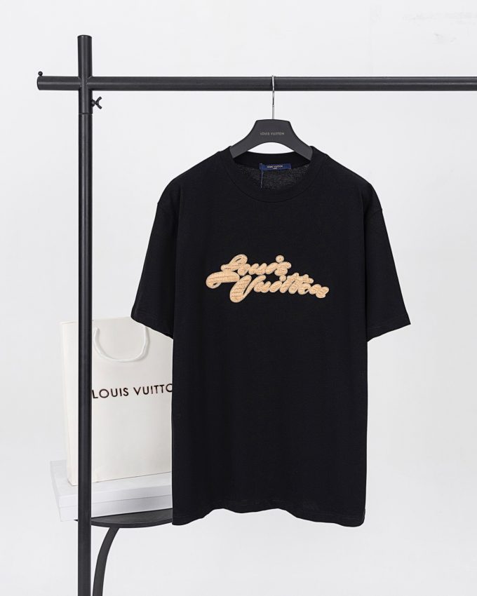 LV 25ss Artistic letter logo embroidered short-sleeved T-shirt