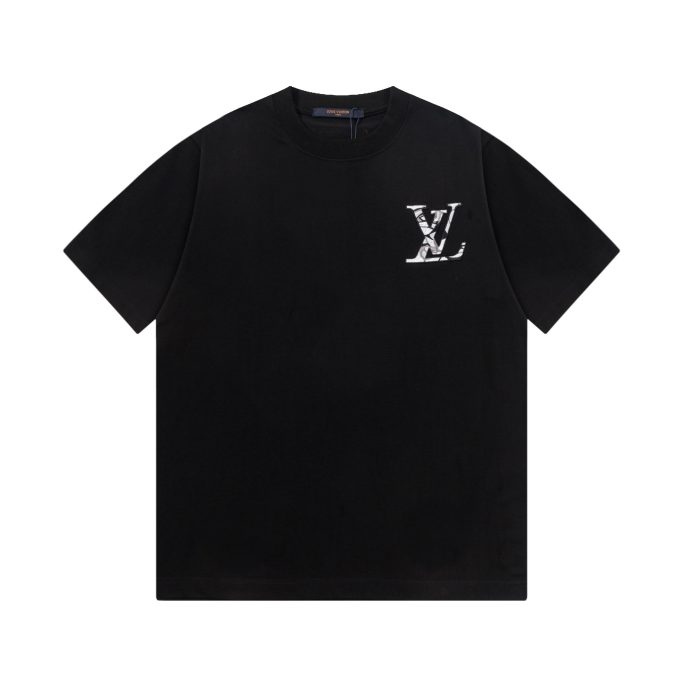 The new embroidered short-sleeved shirt from LV Lvjia