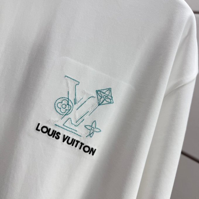 The new Louis Vuitton embroidered short-sleeved shirt