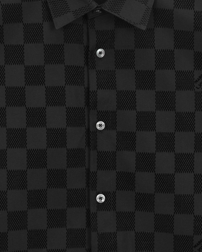Long-sleeved Louis Vuitton shirts