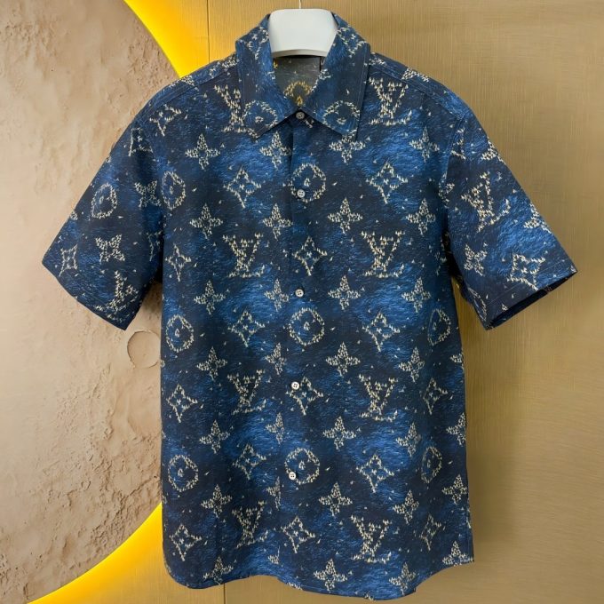 Louis lettered short-sleeved shirt