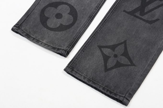 Louis Vuitton gradient print large logo black washed straight-leg heavy-duty jeans -