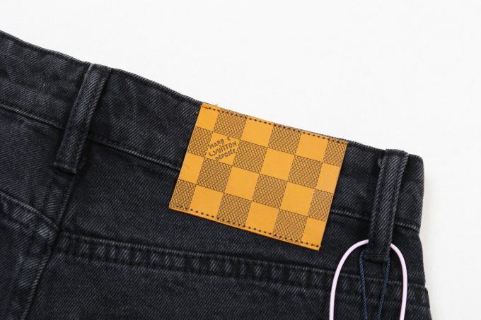 Louis Vuitton gradient print large logo black washed straight-leg heavy-duty jeans -