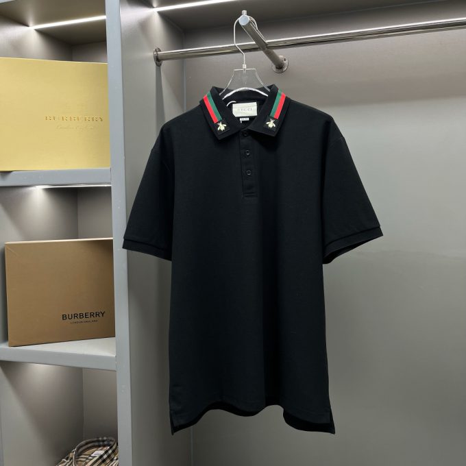 Gucci's new Polo shirt with a pointed collar and bee webbing