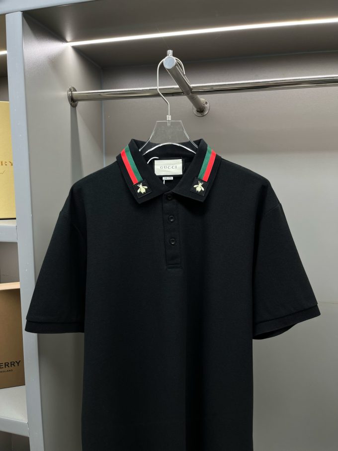 Gucci's new Polo shirt with a pointed collar and bee webbing