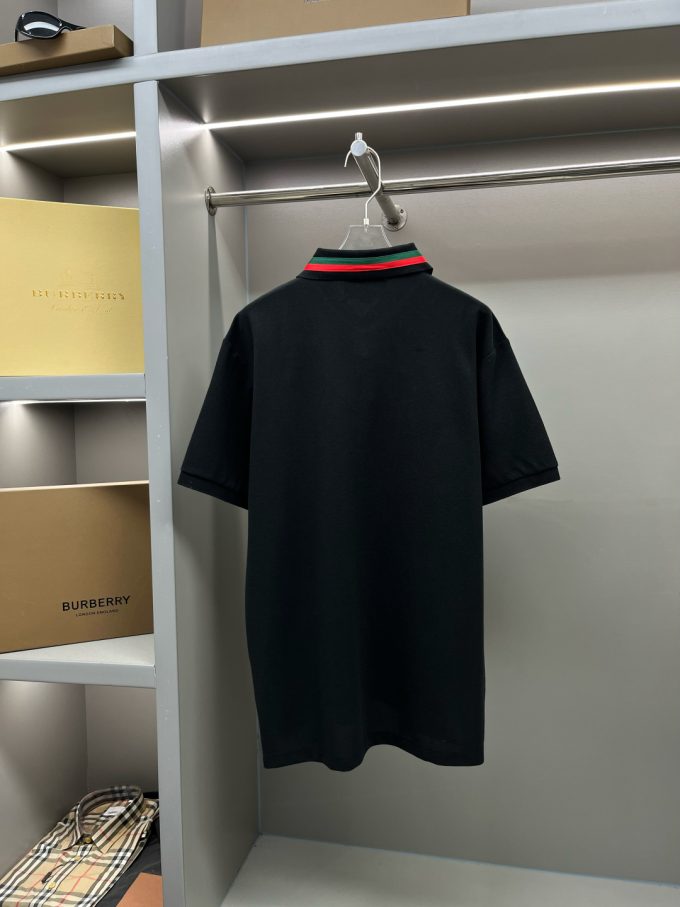 Gucci's new Polo shirt with a pointed collar and bee webbing
