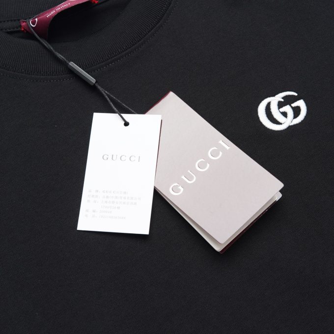 Gucci's official website's new Logo letter embroidered short sleeve