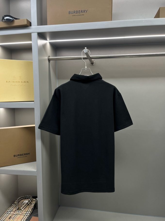Gucci's new Polo shirt with counterpoint print