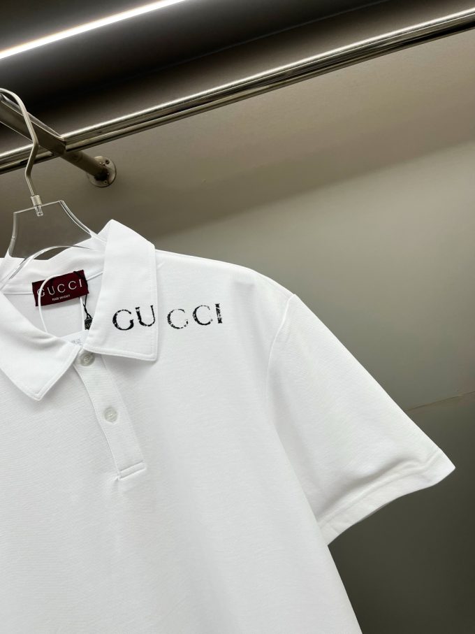 Gucci's new Polo shirt with counterpoint print
