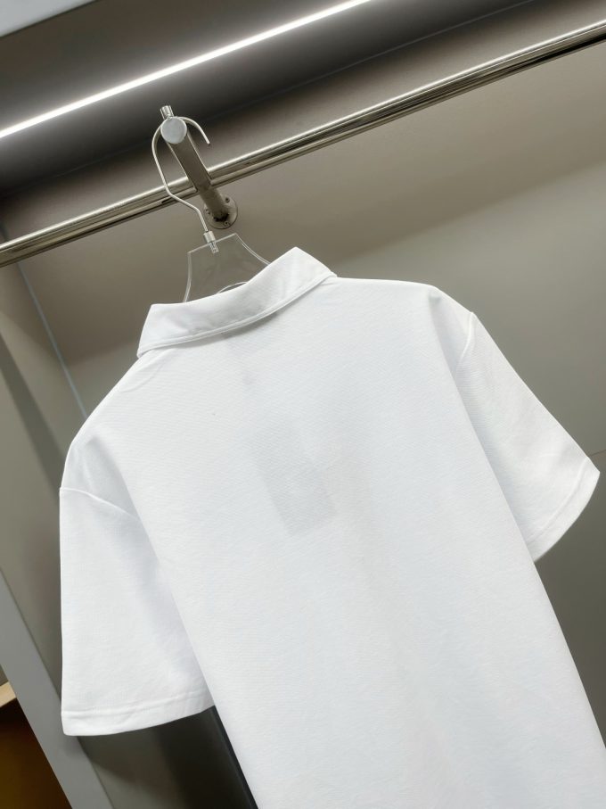 Gucci's new Polo shirt with counterpoint print