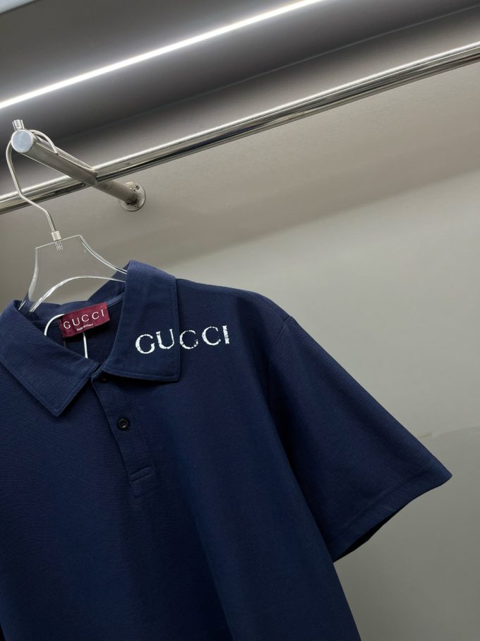 Gucci's new Polo shirt with counterpoint print