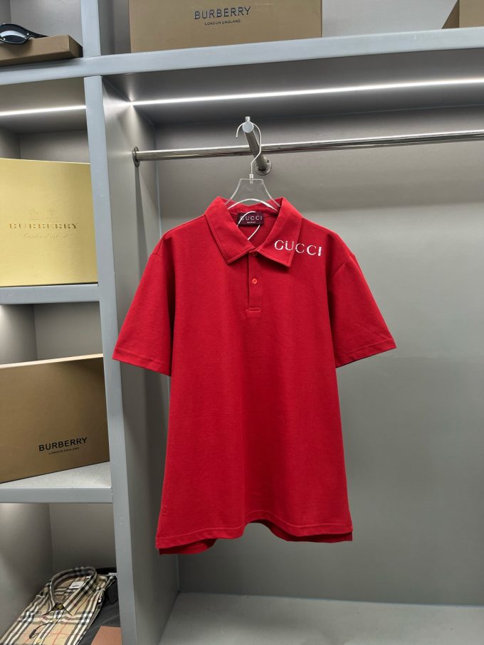 Gucci's new Polo shirt with counterpoint print