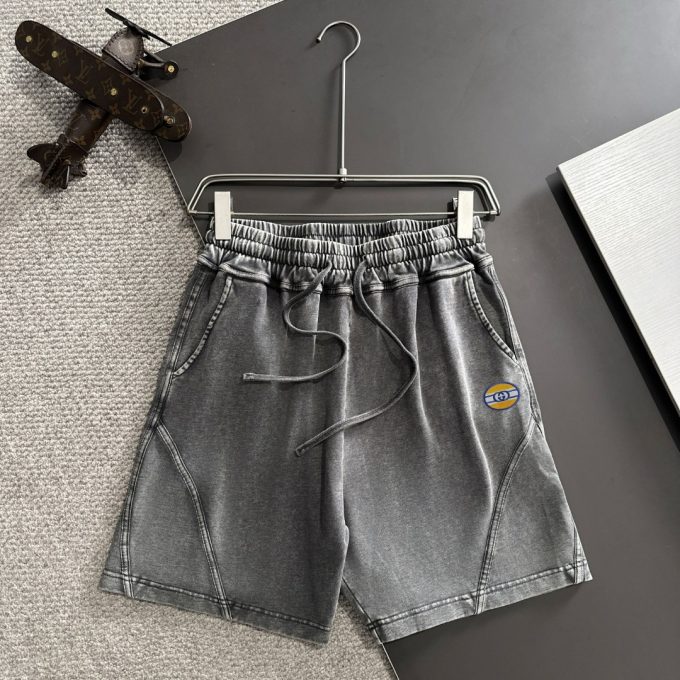 GUCCI's new elastic band casual solid-color loose shorts