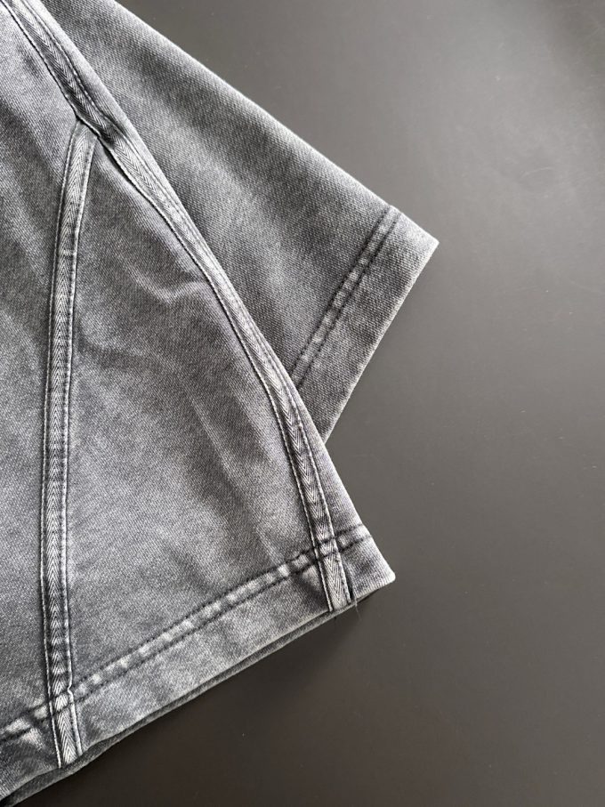 GUCCI's new elastic band casual solid-color loose shorts