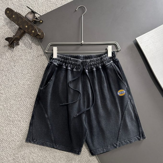 GUCCI's new elastic band casual solid-color loose shorts