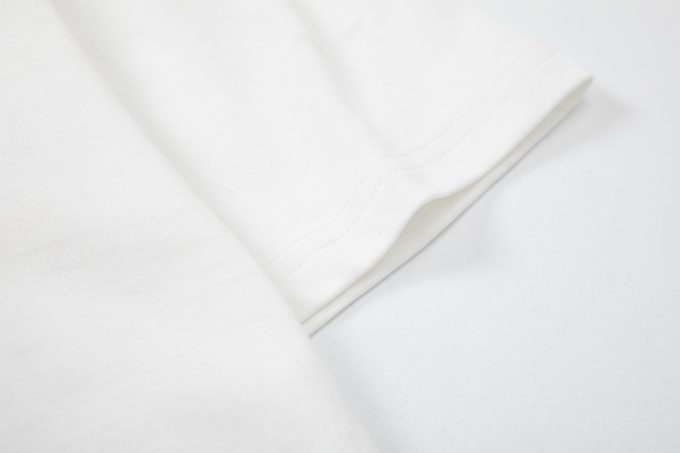 A short sleeve with ten thousand colorful embroidered stitches