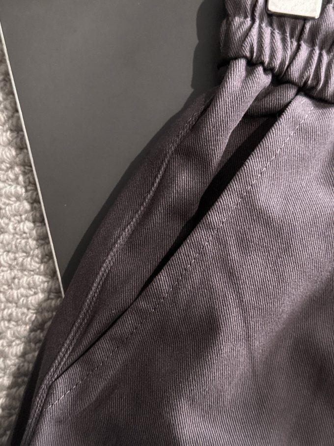 GUCCI's new elastic casual pant